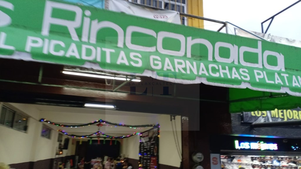 Se da a conocer el vídeo de la mujer que arrojó aceite hirviendo a una vendedora de&nbsp;antojitos