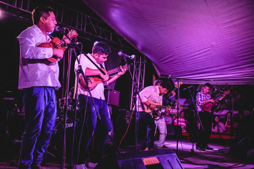 Con sus más grandes exponentes, celebra Jáltipan 31 años del Festival de Son&nbsp;Jarocho