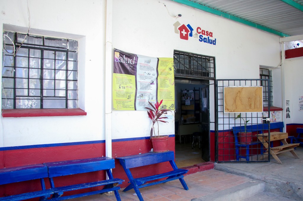 Anuncia Armenta rehabilitación de mil 500 Casas de&nbsp;Salud