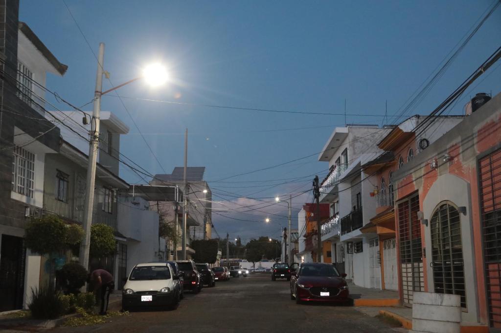 Entrega Pepe Chedraui modernización de luminarias en puntos de San Baltazar Campeche y La&nbsp;Libertad