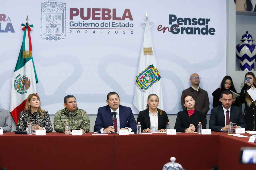 Casas Violeta darán protección plena a mujeres en Puebla: Alejandro&nbsp;Armenta