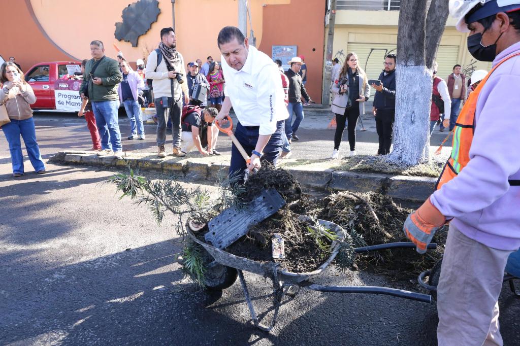 La grandeza de Puebla está en la labor que hacemos todas y todos: Alejandro&nbsp;Armenta