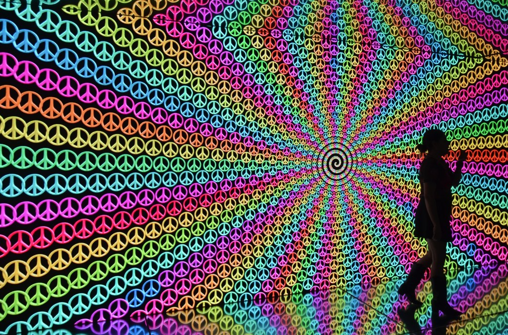 Party Across Time, Experiencia Inmersiva que Conecta la Música y la Fiesta de Distintas&nbsp;Épocas