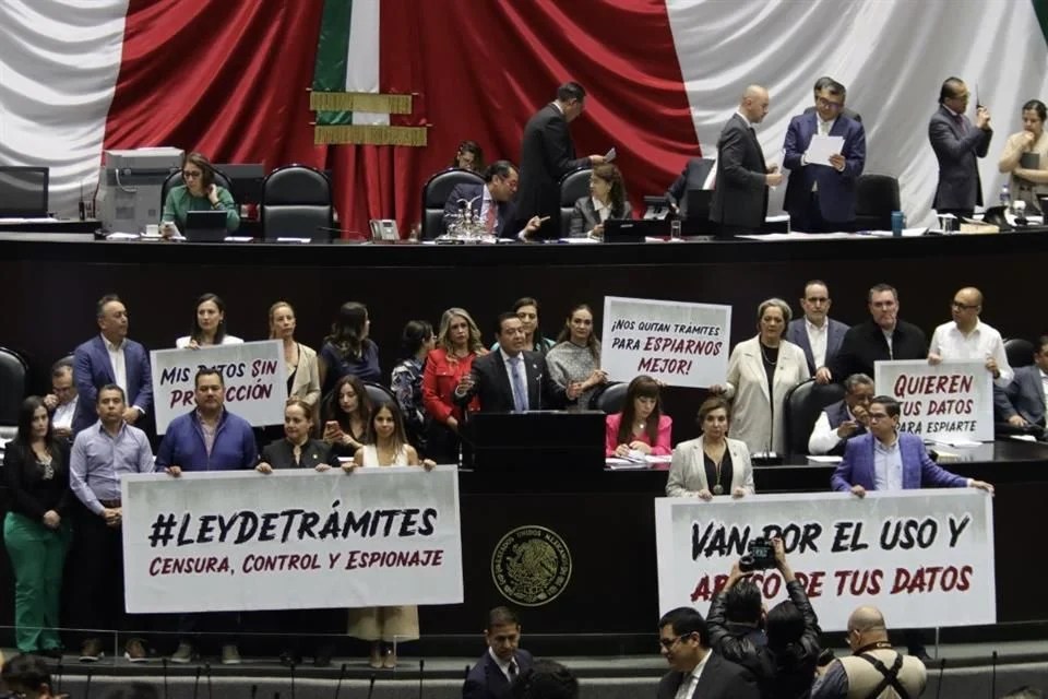 Avalan diputados en lo general ley en materia de&nbsp;trámites
