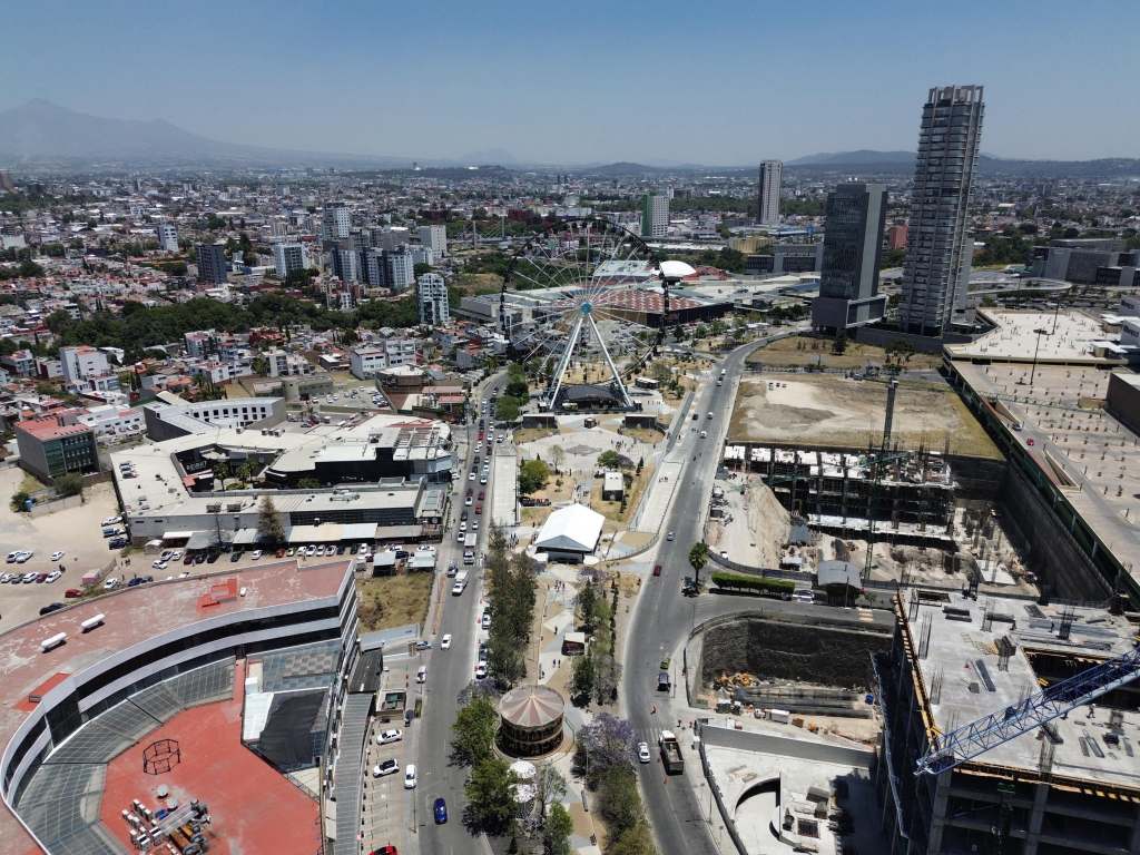 Inaugura Pepe Chedraui Mejoramiento Vial de Avenida Osa Mayor