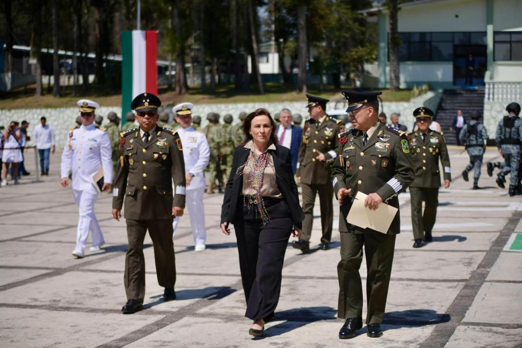 Gobernadora de Veracruz respalda relevo de la 26ª Zona&nbsp;Militar