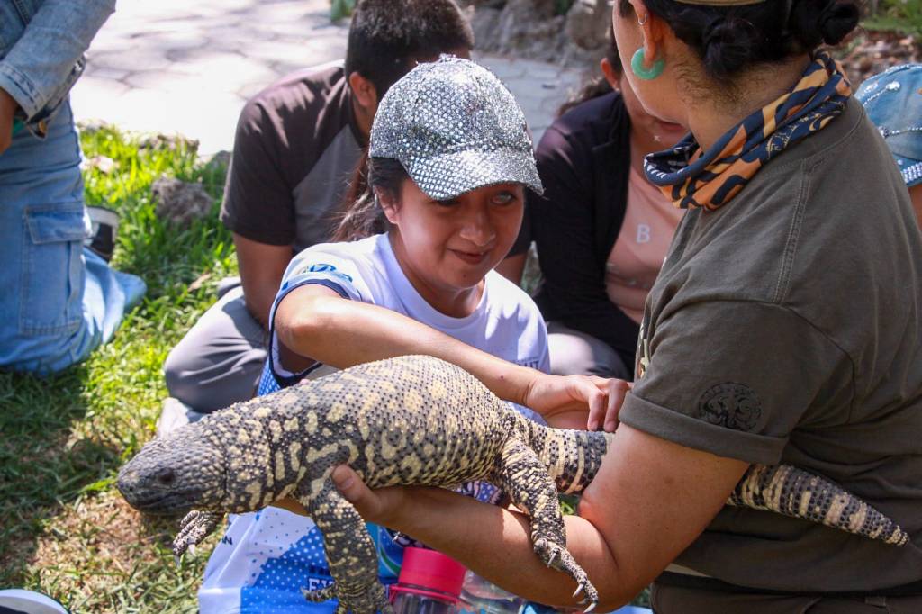 IMDP y Africam Safari ofrecen recorrido sensorial a deportistas con discapacidad&nbsp;visual