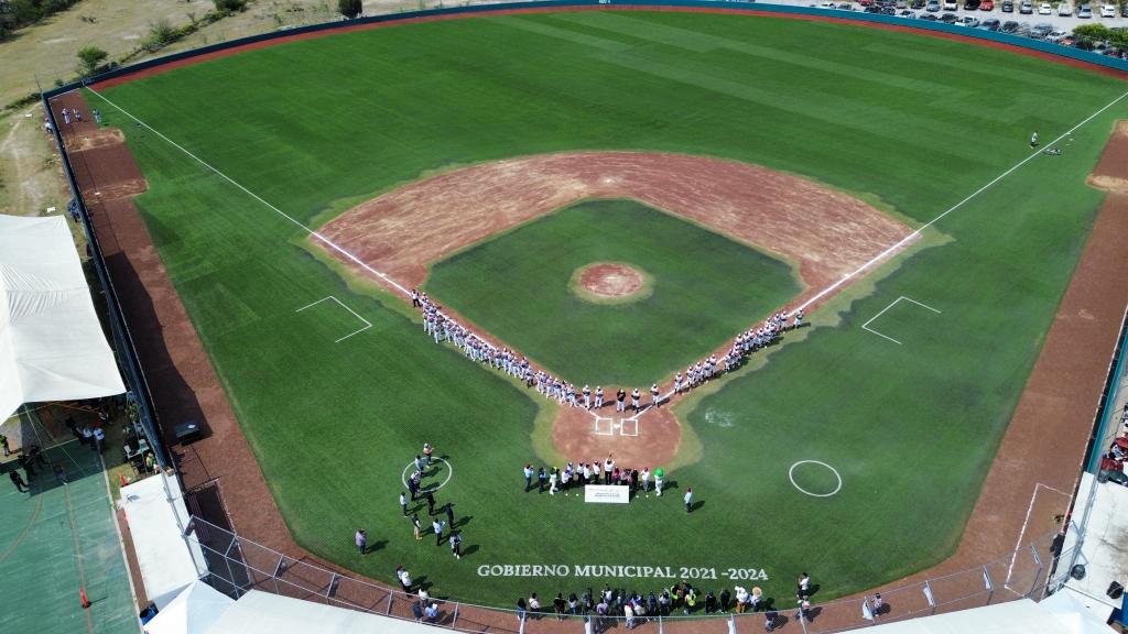 Presentan Clínicas El Águila de&nbsp;Veracruz