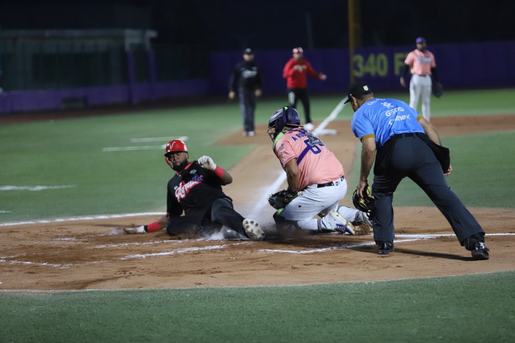 El Águila empata serie en&nbsp;Querétaro