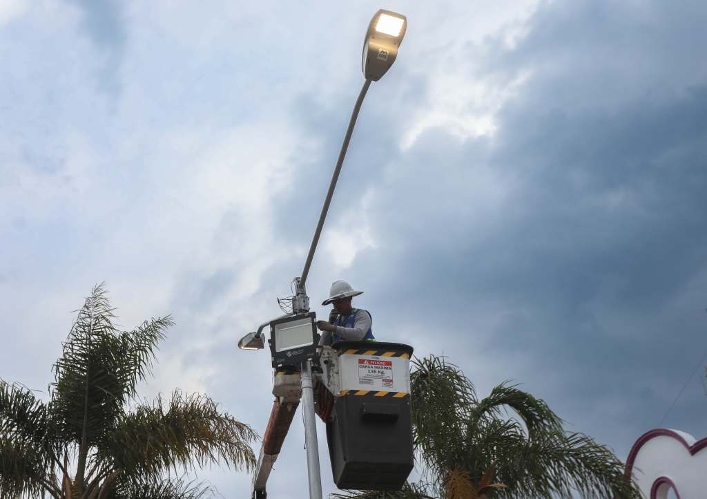 Se ilumina San Miguel Canoa con tecnología LED gracias a Puebla&nbsp;Brilla