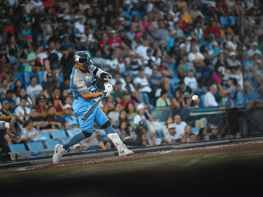 Feria de batazos da serie a Pericos de Puebla