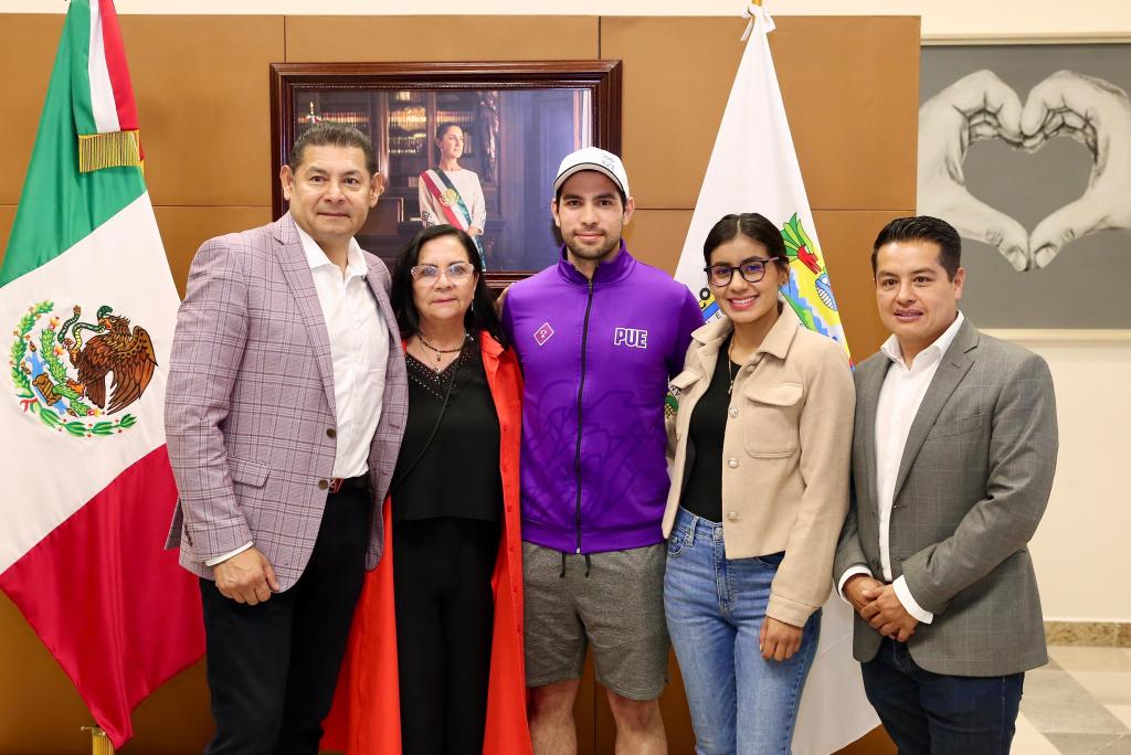 Gobierno de Puebla duplica apoyo económico a medallistas del&nbsp;estado