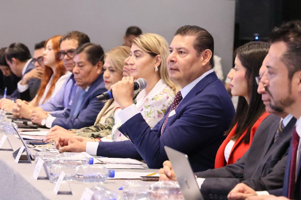 Se suma Armenta al exhorto del Congreso a ediles para que focalicen recursos a obra&nbsp;comunitaria