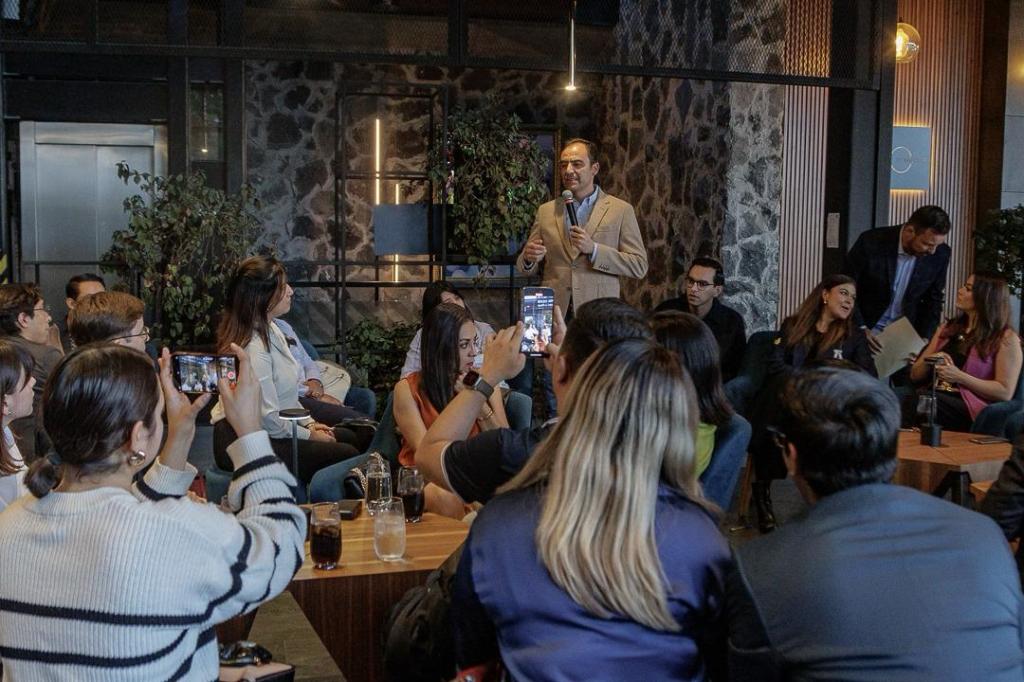 Celebra Gobierno de la Ciudad Conéctate Emprendedor para fortalecer a emprendedores y microempresarios