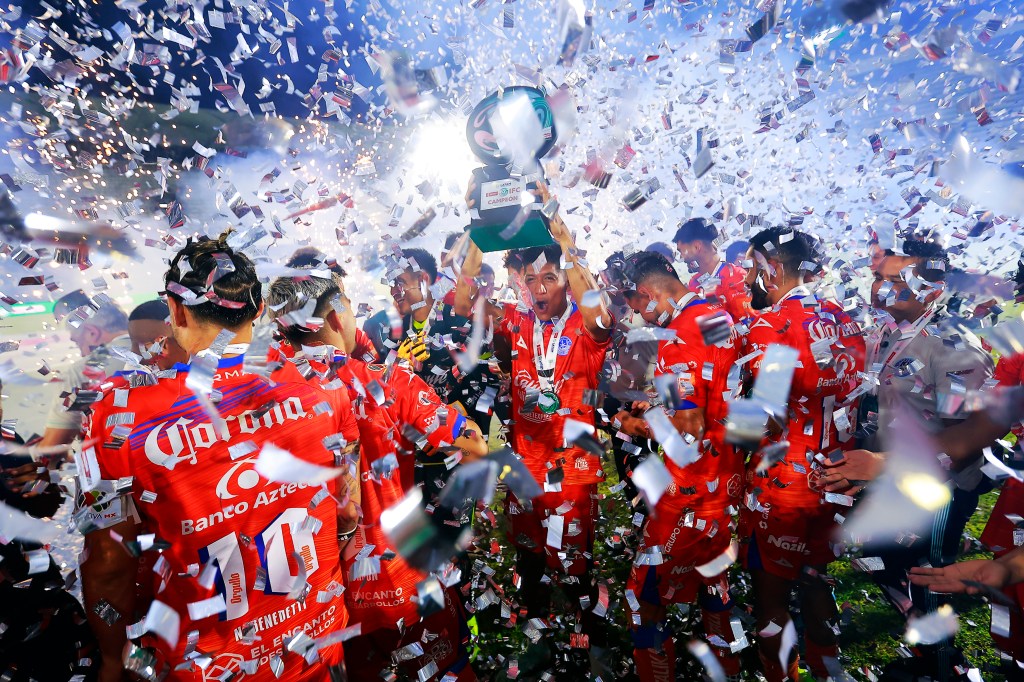 Mazatlán FC se corona Campeón de la Denso International Football Cup al vencer a Cruz&nbsp;Azul