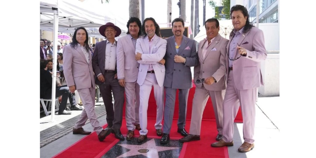 Dedican Los Bukis estrella en Paseo de la Fama a&nbsp;inmigrantes