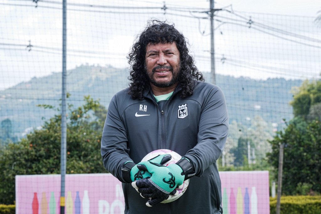 Tiburones Rojos debería volver al futbol profesional: René&nbsp;Higuita