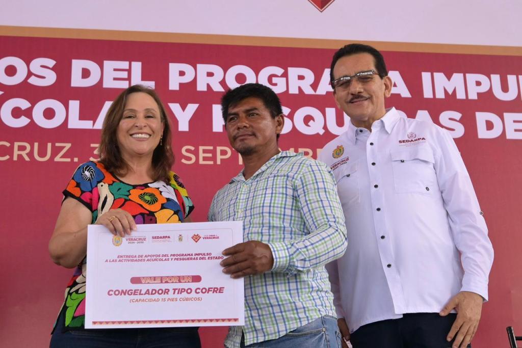 La 4T regresa los recursos al pueblo; Rocío Nahle entrega apoyos al sector&nbsp;pesquero