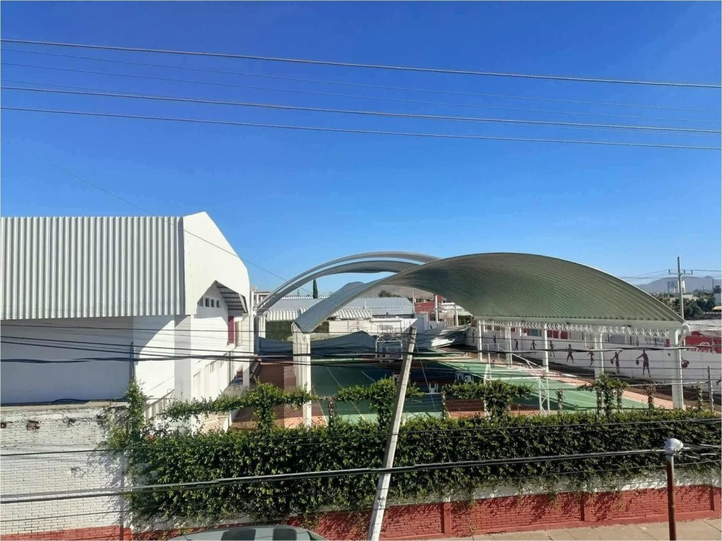 Colapsó una lámina del domo de la secundaria federal Melchor&nbsp;Ocampo