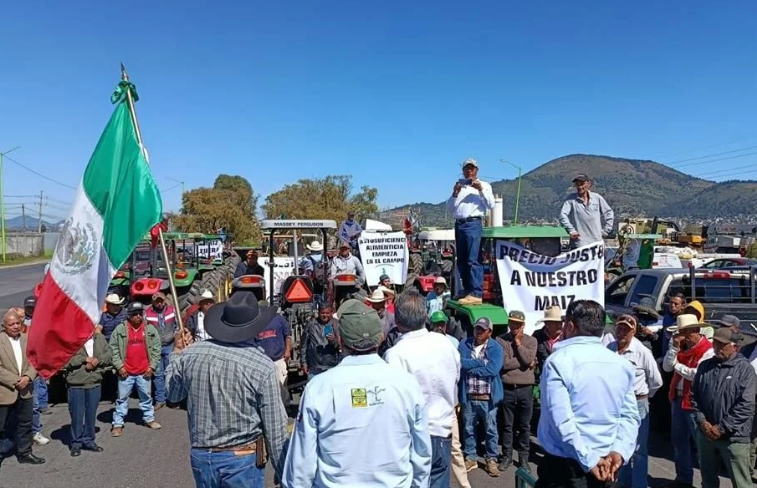 Amagan agricultores con tomar capitales&nbsp;estatales
