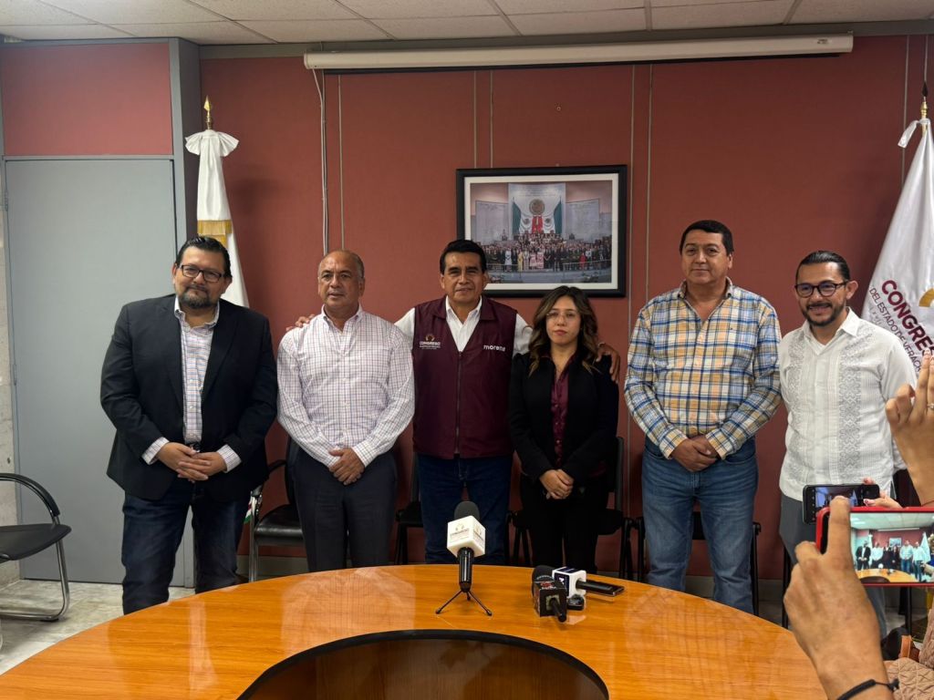 Donan diputadas y diputados de Veracruz un mes de salario a&nbsp;damnificados