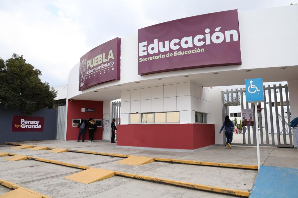 Regresan a clases presenciales estudiantes de 563 escuelas de la Sierra&nbsp;Norte