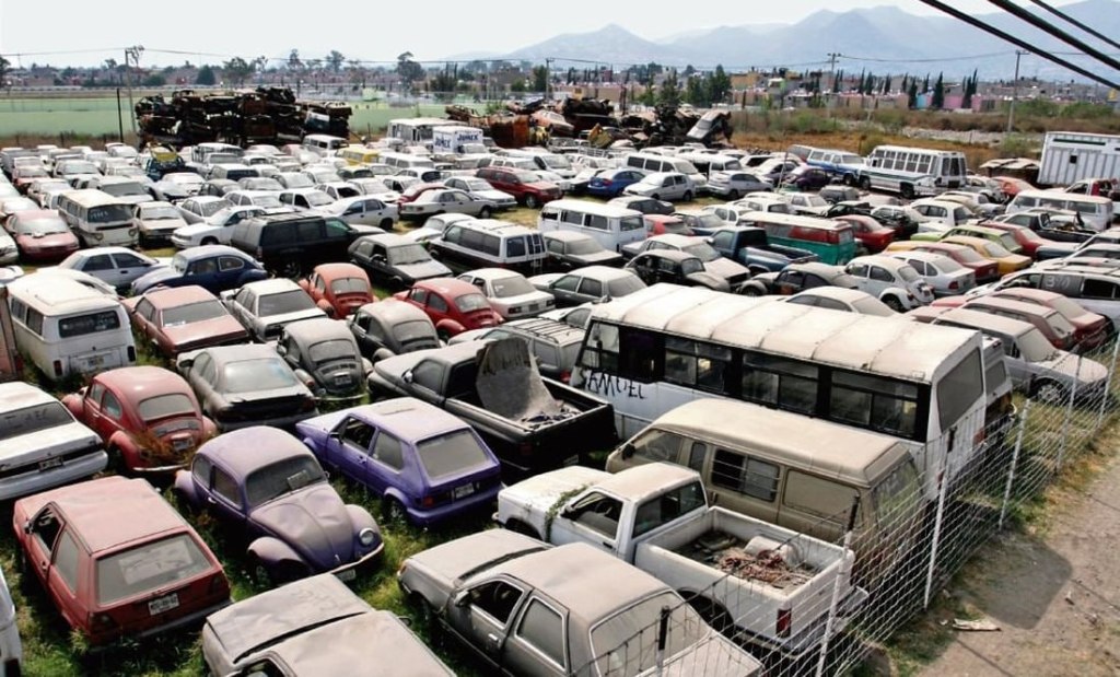 Gobierno de Puebla anuncia cinco corralones&nbsp;estatales