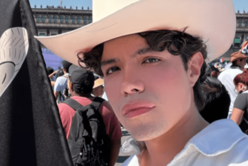 Luisa Alcalde exhibe contrato de Edson Andrade, impulsor de marcha Generación&nbsp;Z