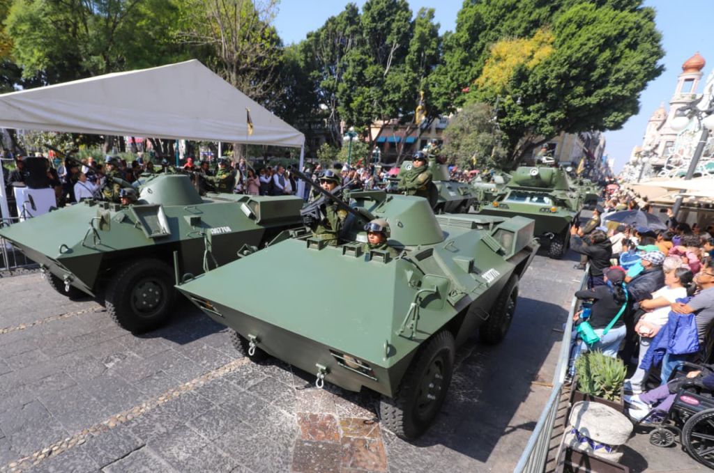 Reconoce gobierno estatal legado humanista de la Revolución Mexicana con desfile&nbsp;cívico-militar