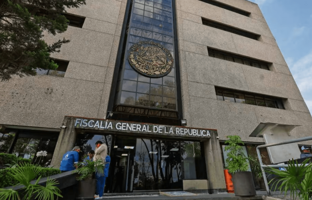 FGR de Gertz pagó mil mdp en seguros médicos&nbsp;VIP