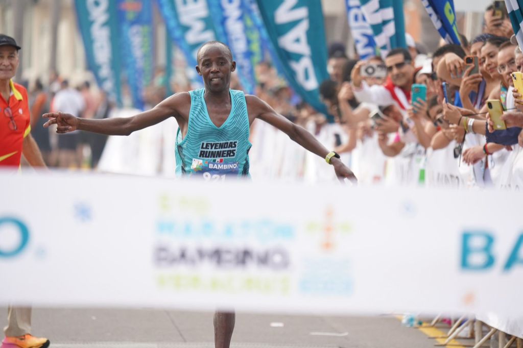 Micaela Rayo y Stephen Ndege conquistan el Maratón Bambino Veracruz&nbsp;2025