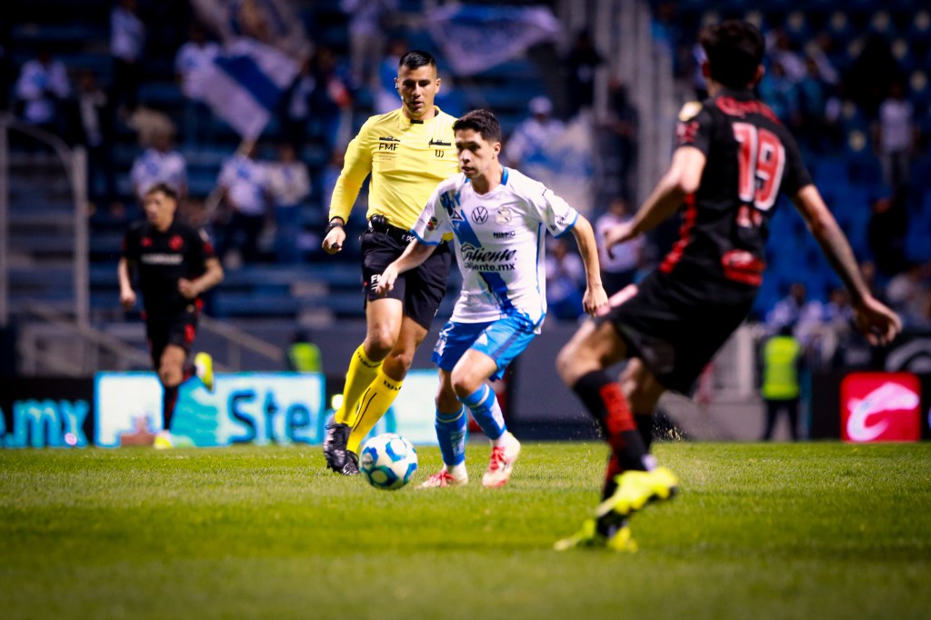 Puebla resistió con uno menos y frenó el buen paso de&nbsp;Toluca